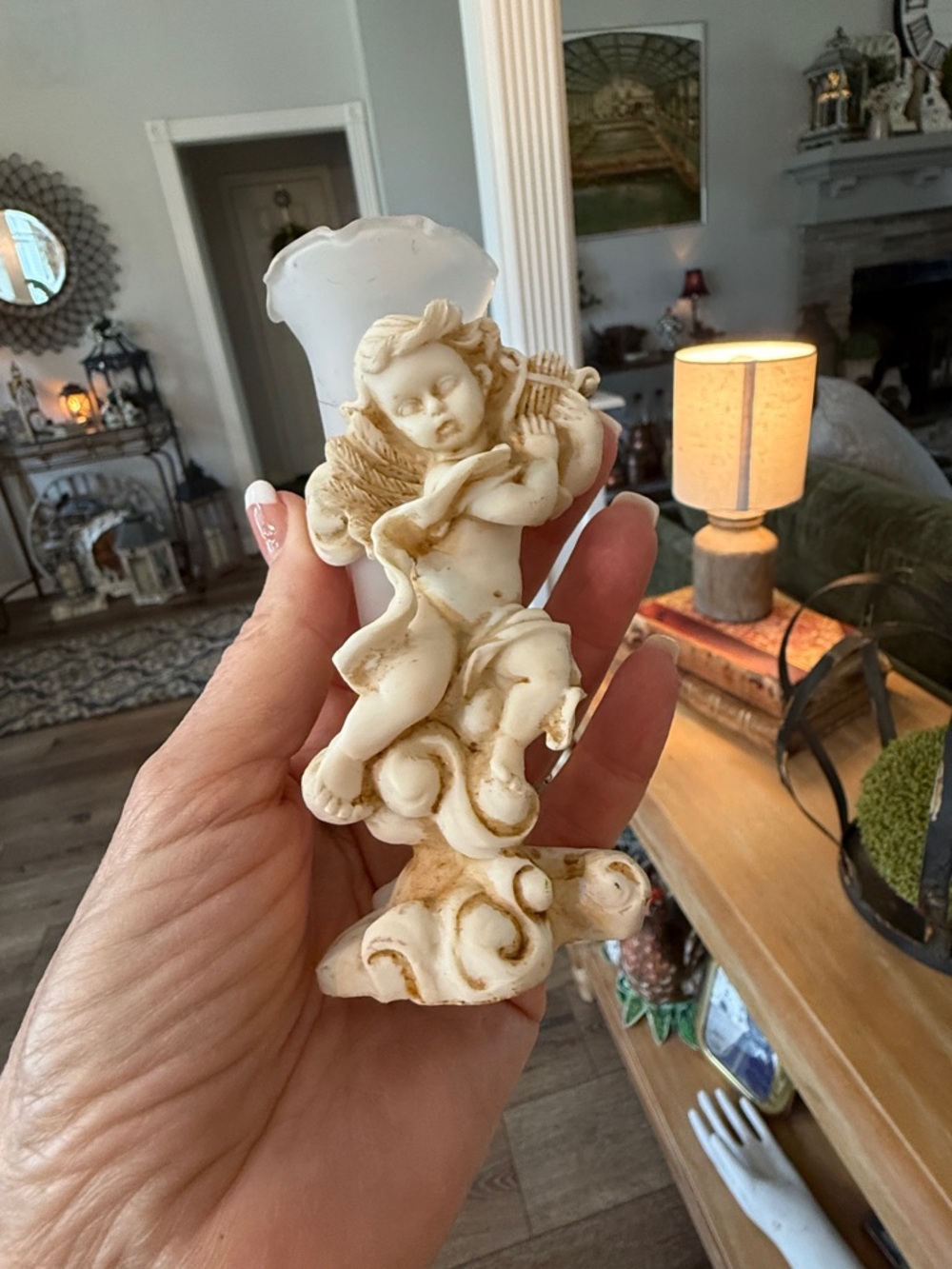 Vintage Italian Cherub Bud Vase - Cream White - Picture 10 of 15